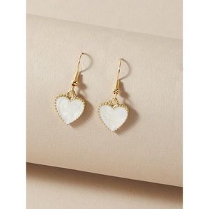 ✨Heart Charm Drop Earrings ✨